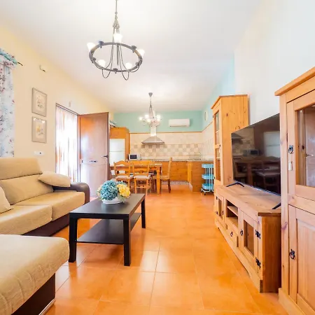 Cubo's Casita De La Alqueria