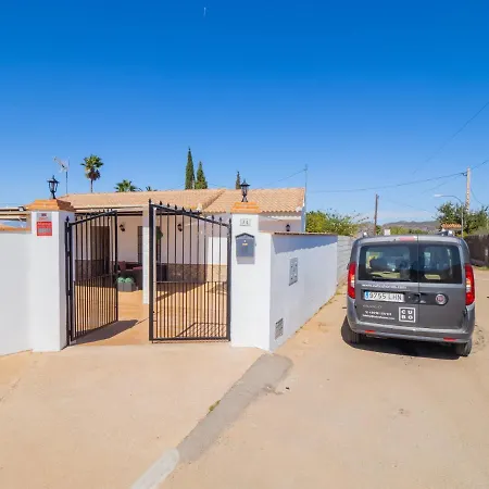 Holiday home Cubo's Casita De La Alqueria