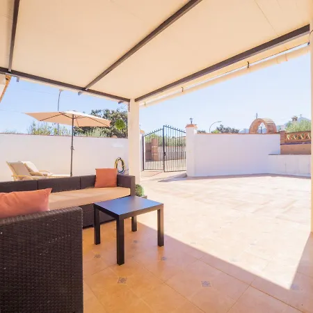 Holiday home Cubo's Casita De La Alqueria